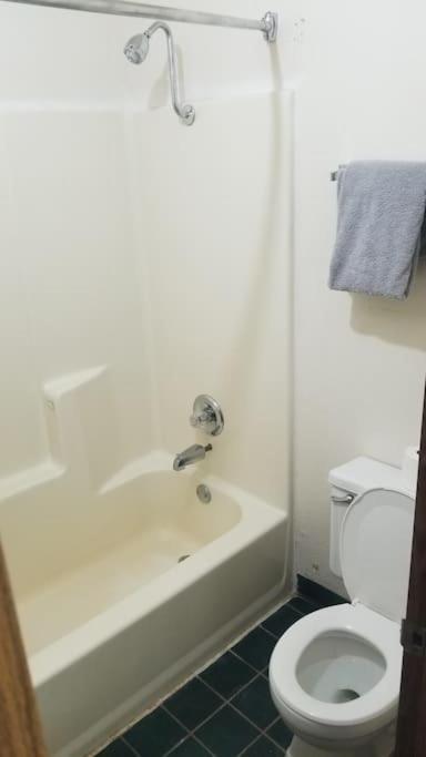 Osu 2 Queen Beds Hotel Room 230 Wi-Fi Stillwater Buitenkant foto